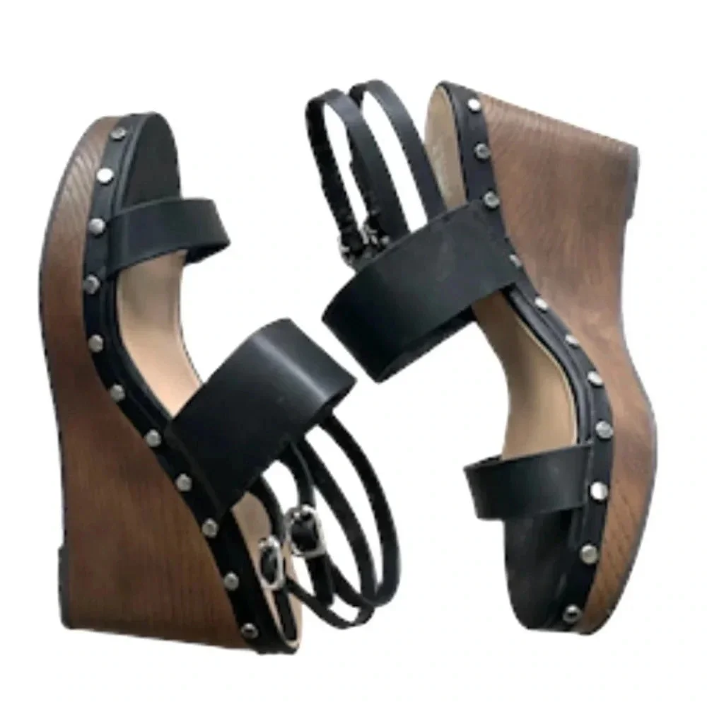 Bleecker and Bond Sandra  Leather Wedge Black Studded Platform Sandals  Size 10